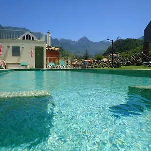 A Casa Estrelicia-dourada Garces Farm stay